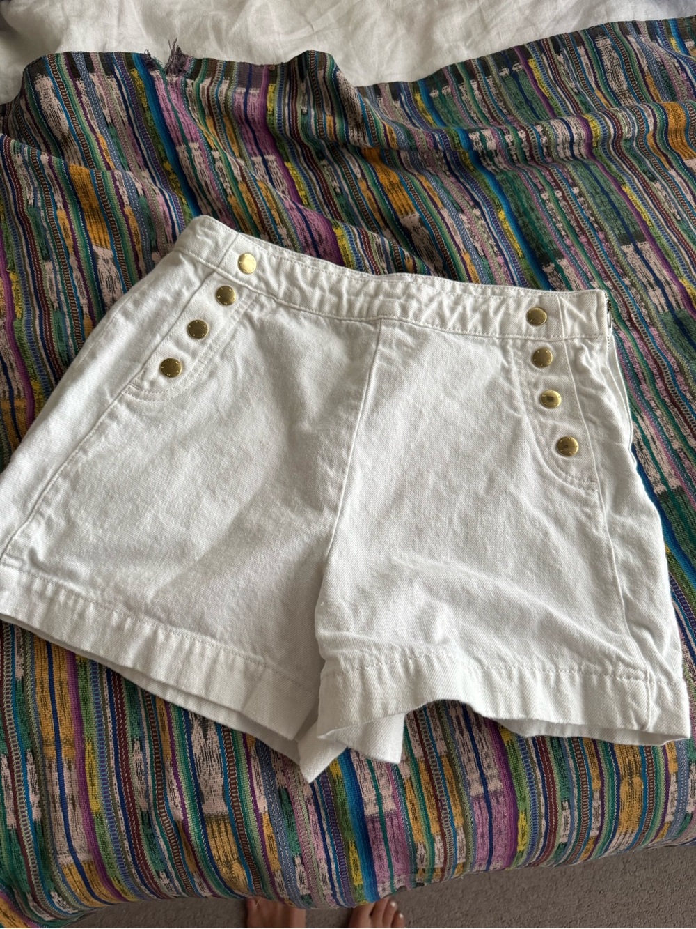 Frame Denim White High-Waist Shorts with Gold Buttons